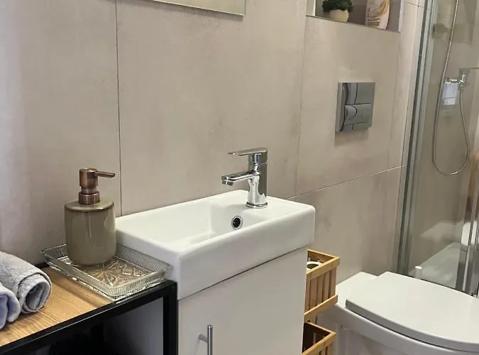 Wierzbiecice 44 Апартаменты Познань